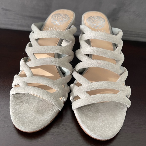 Vince Camuto suede shoes - Picture 3 of 5